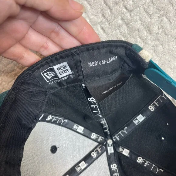 New Era Philadelphia Eagles Two-Tone Snapback Hat Black teal Sz M/L Sportswear‎ - Picture 6 of 10